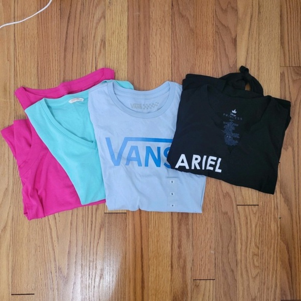 Women's‎ Size Small Casual Bundle ~NWT Vans Tee, Disney & Loft Tanks, Uniqlo Tee
